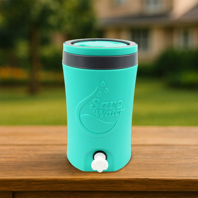 Multicolored 5L Water Rover Jug: Insulated Plastic Jug with Sturdy Handle