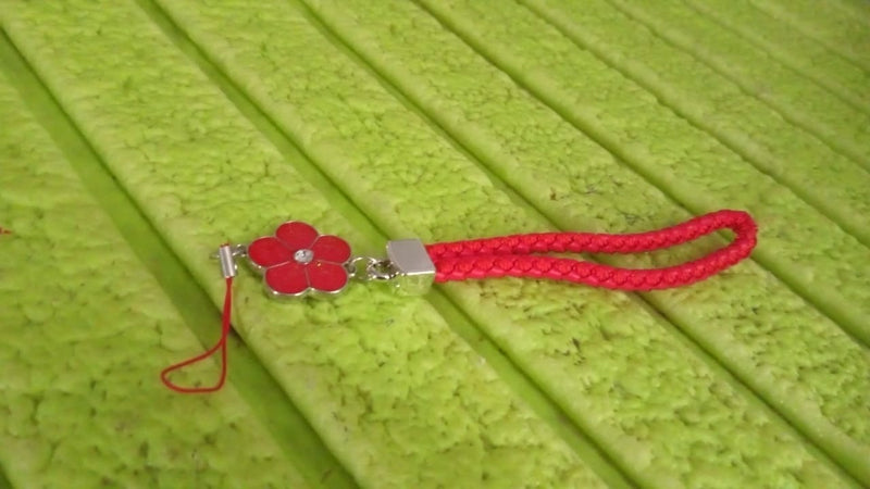 Flower Shape Metal Alloy Pendant with Braided Leather Hand Strap (1 Pc)