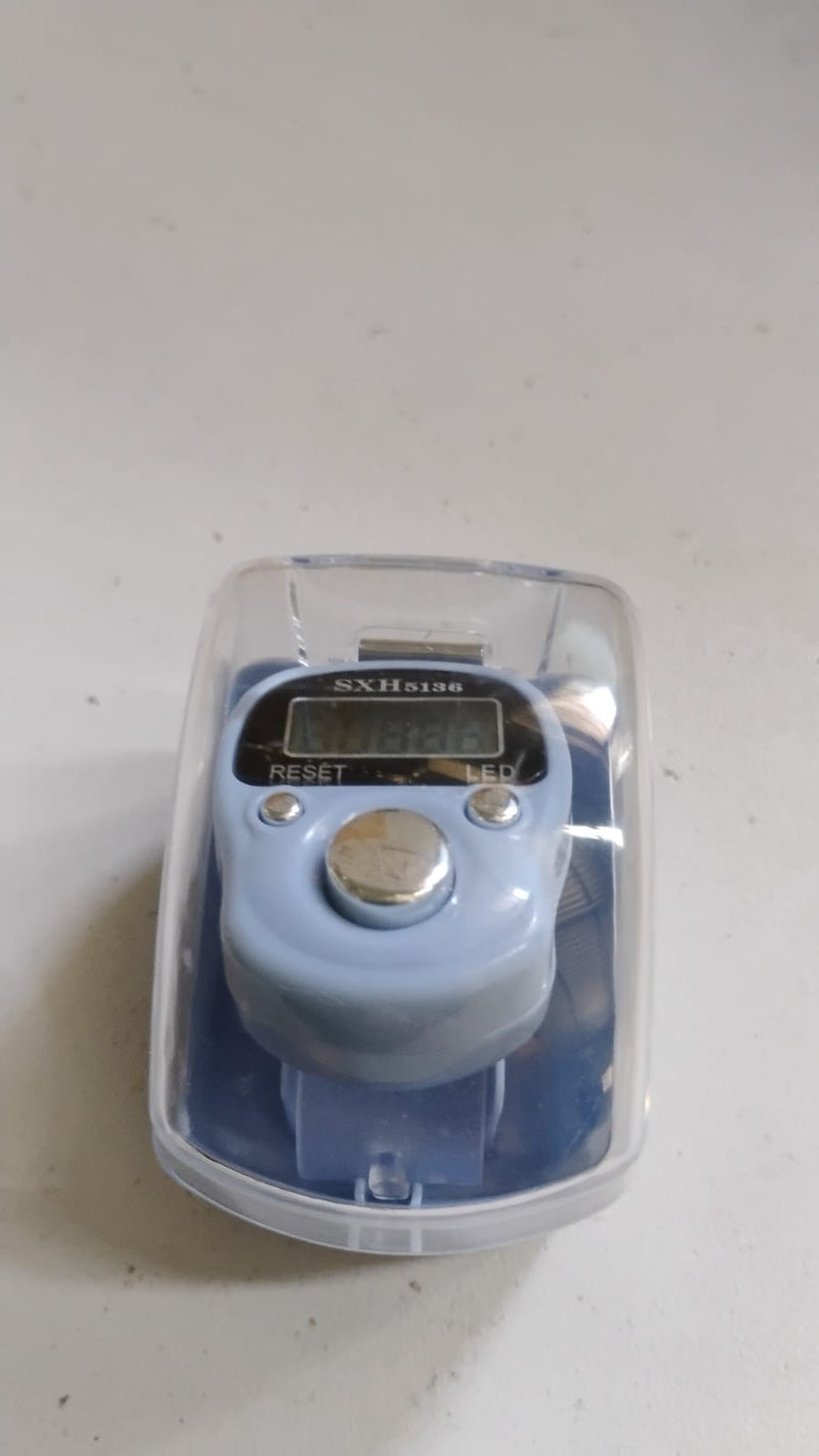 Plastic Portable Rotating Digital Finger Counter With Light (1 Pc)