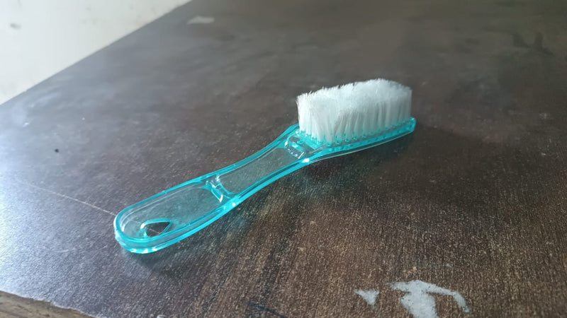 Plastic Handle Shoes Clothes Scrubbing Brush (1 Pc  Mix Color  19 Cm)