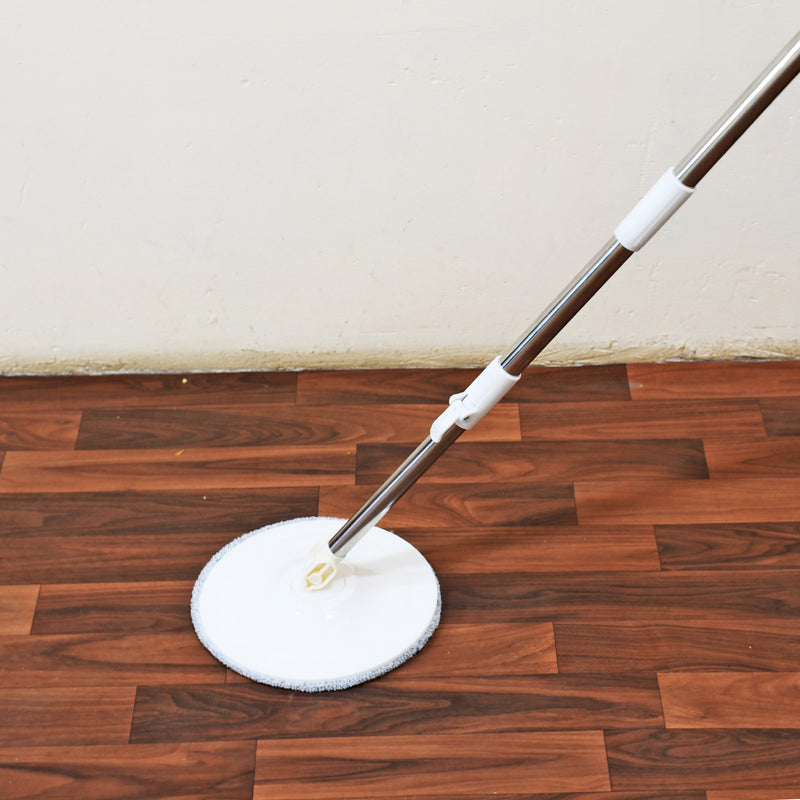 Round Shape Mop With 1 Pad Extra For All Types Of Flooring, Separates Dirty & Clean Water