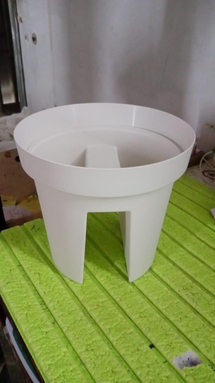 Riding Pot Bling Decor Creative Flowerpot Balcony Flower Pot (1 Pc / MOQ :- 2 Pc)
