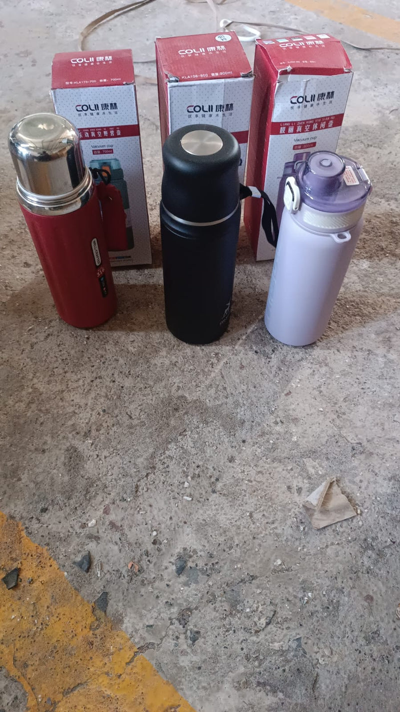 Stainless Steel Vacuum Insulated Water Bottle approx 800ml (1 Pc)
